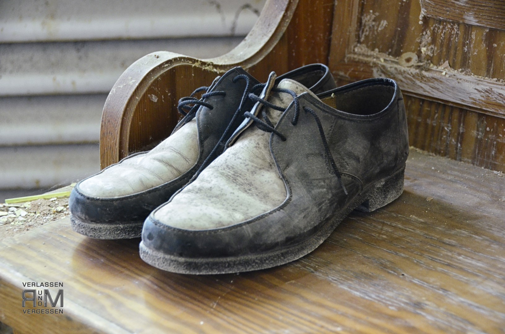  REN4136b